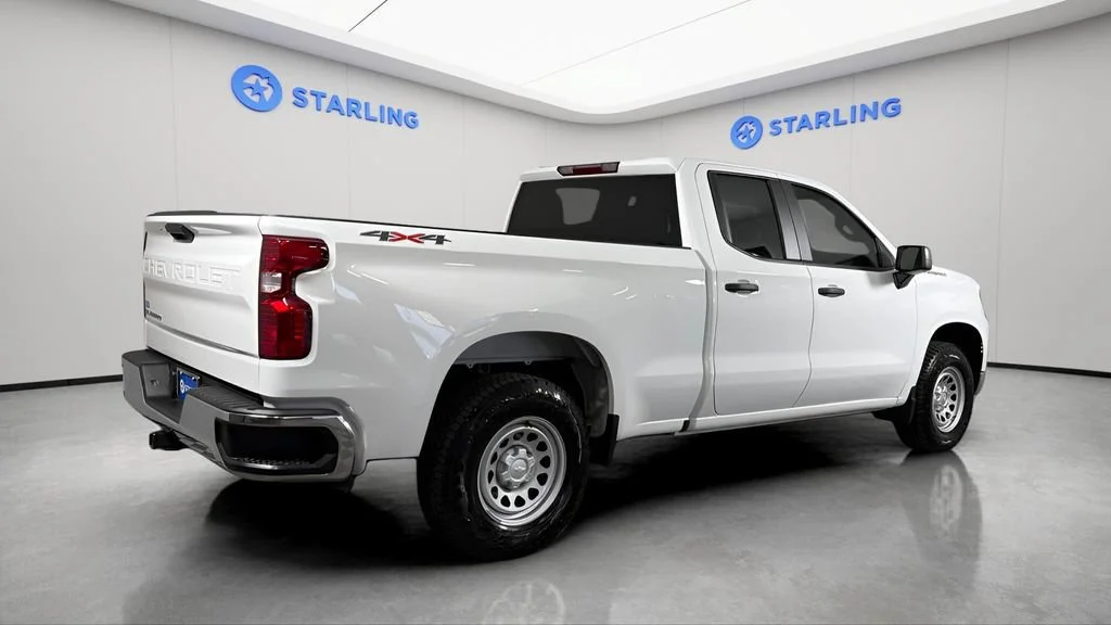 Used 2026 Summit White Chevrolet WT image 9