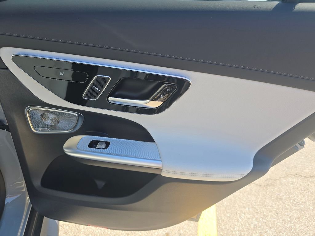 New 2026 MANUFAKTUR Alpine Grey Mercedes-Benz GLC 300 image 24