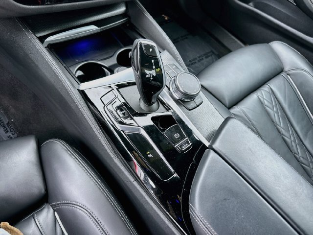 Used 2023 Gray BMW M550i xDrive image 17