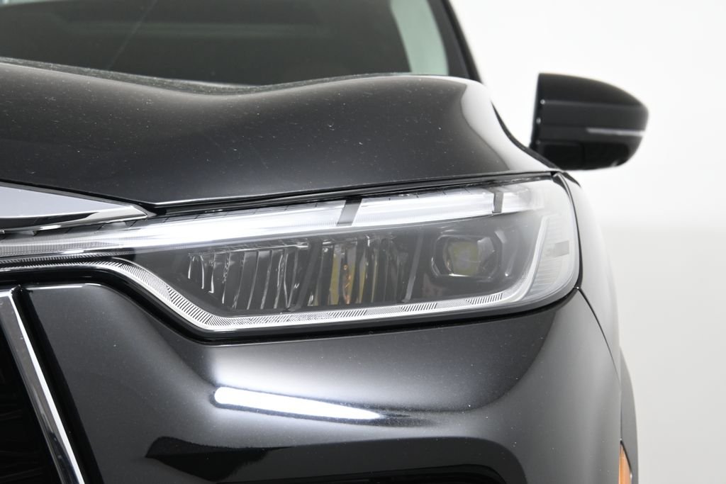 Certified Used 2025 Black INFINITI Sensory image 10