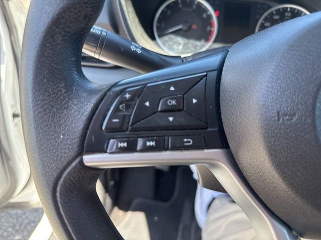 Used 2022 White Nissan S image 30