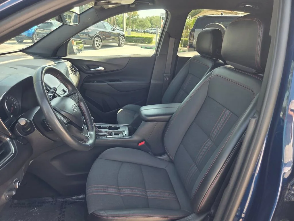 Used 2022 Blue Glow Metallic Chevrolet RS image 9