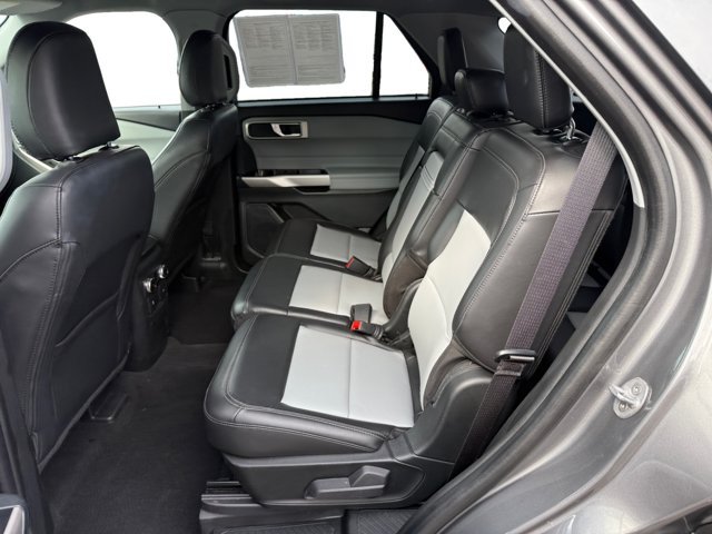 Certified Used 2023 Gray Metallic Ford XLT image 16