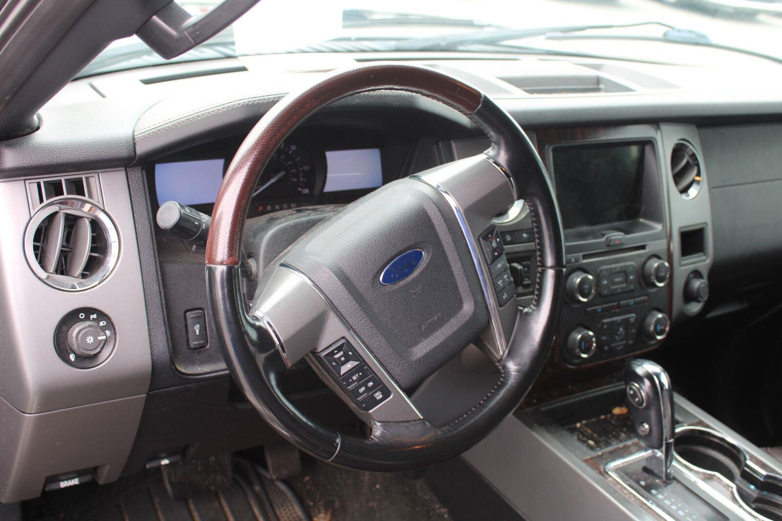 Used 2016 Shadow Black Ford Platinum image 9