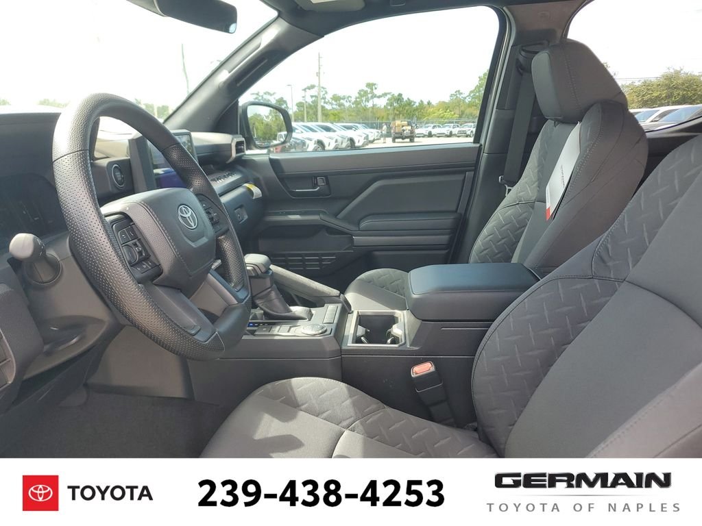 2025 Toyota Tacoma SR5 - Photo 17
