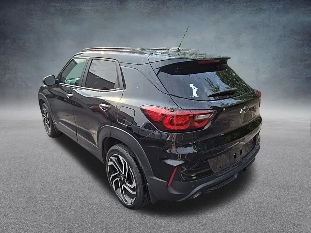 Used 2025 Black Chevrolet RS image 8