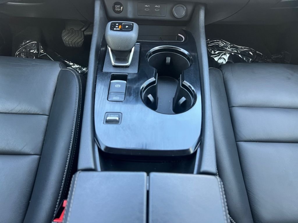 Certified Used 2024 White Nissan SL image 11