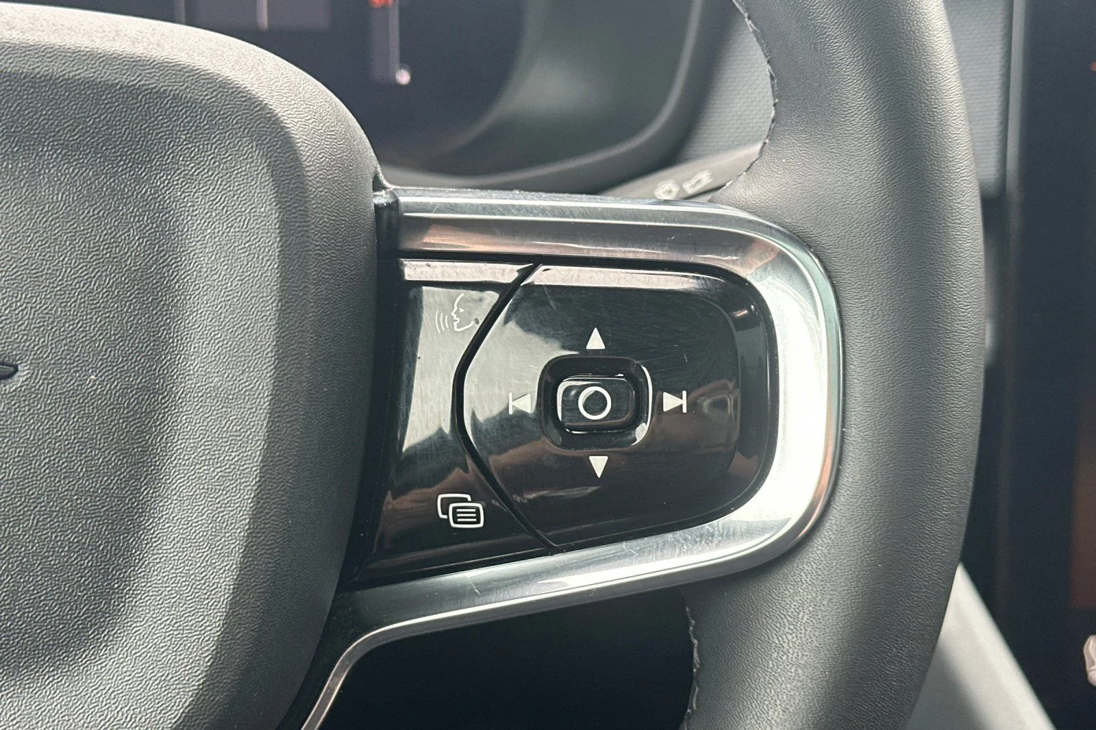 Used 2023  Polestar Long Range Dual Motor image 27