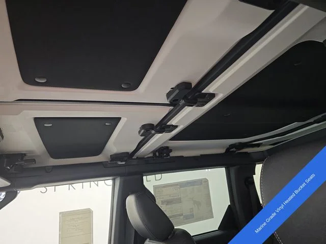 New 2026 Avalanche Gray Ford Badlands® image 23