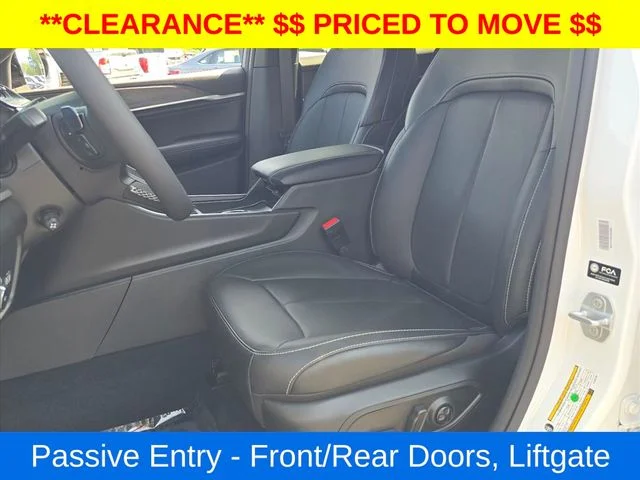 Used 2026 White Jeep Limited Reserve image 19