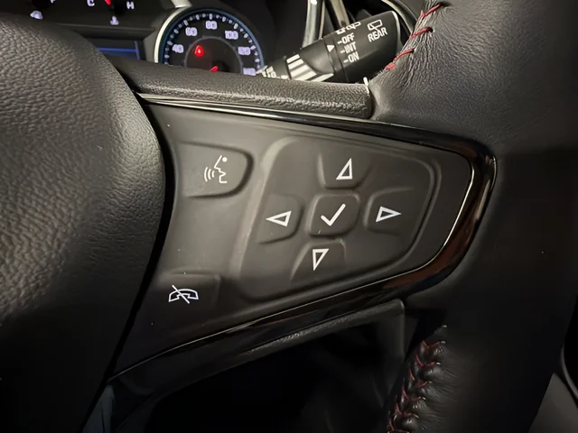 Used 2022 White Chevrolet RS image 17