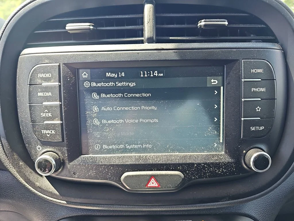 Used 2020 Silver Kia S image 21