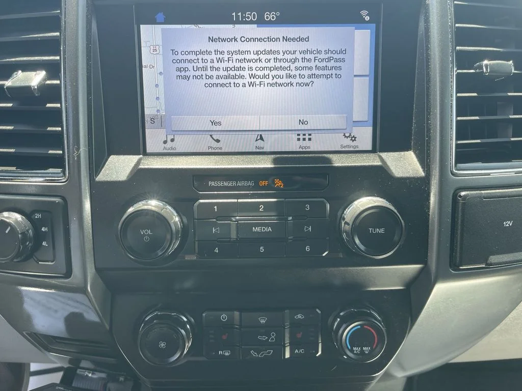 Used 2019 Red Ford XLT image 24