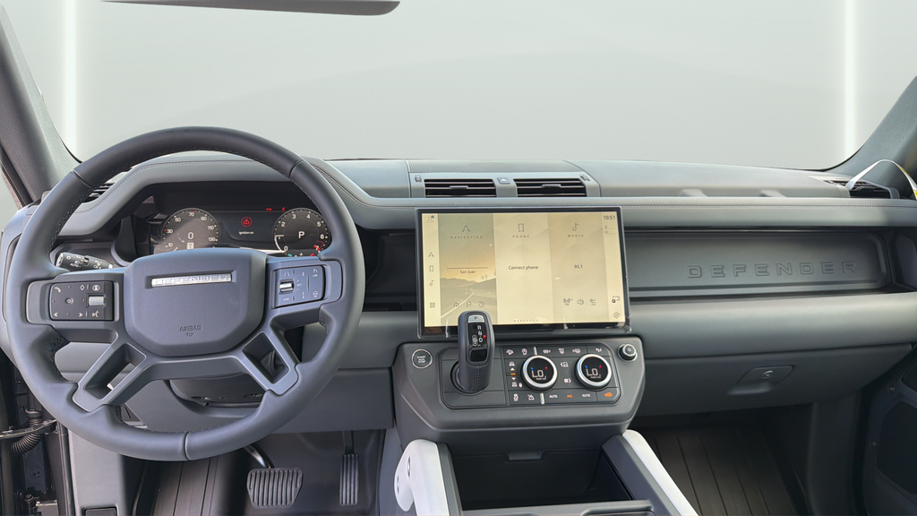 New 2026 Carpathian Grey Land Rover X-Dynamic SE image 19