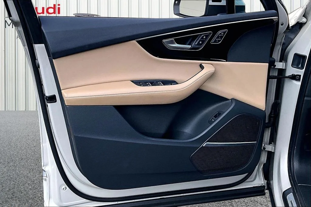 Used 2023 Beige Audi 55 Premium Plus image 18