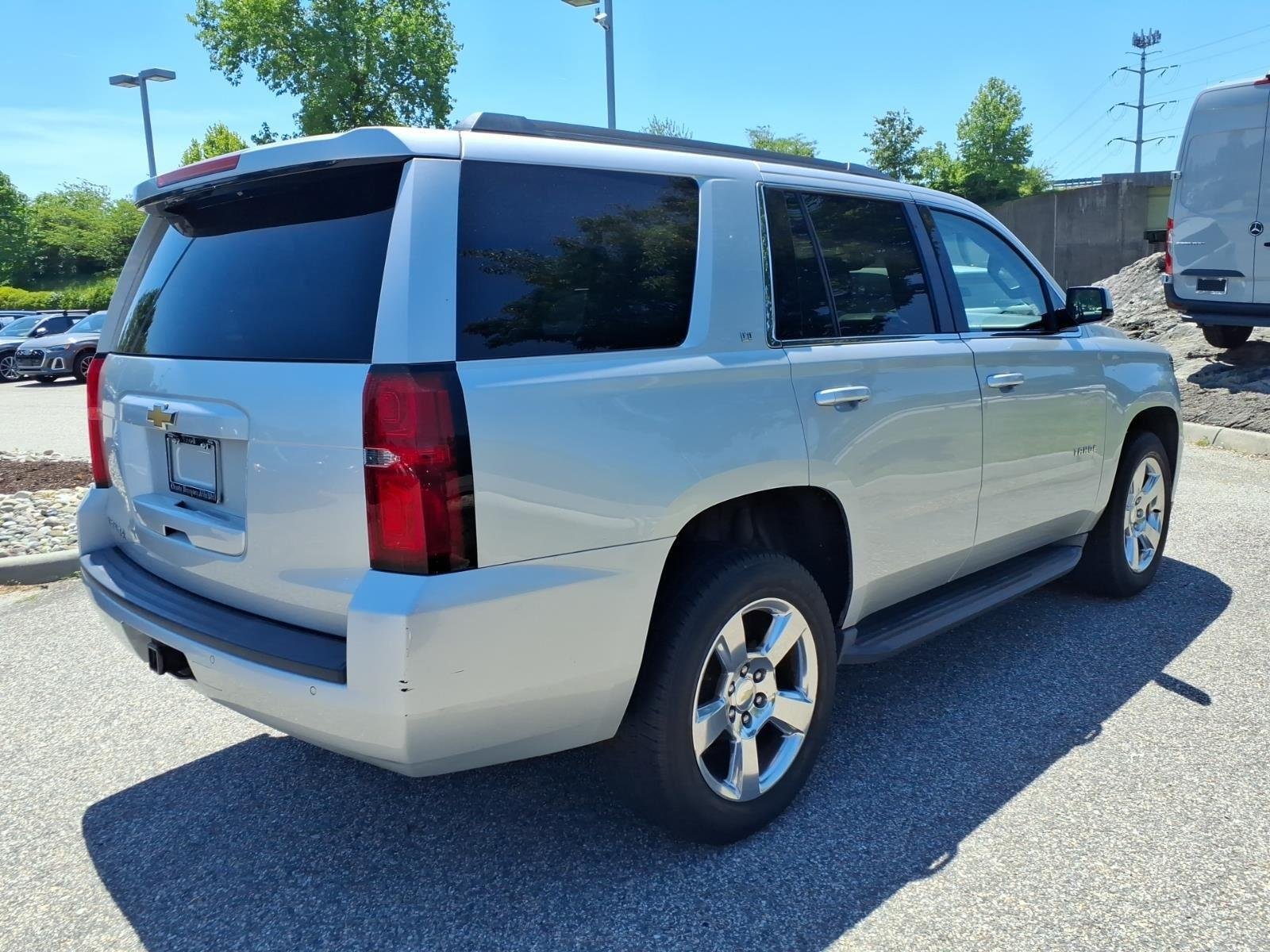 Used 2016 Silver Ice Metallic Chevrolet LT image 6