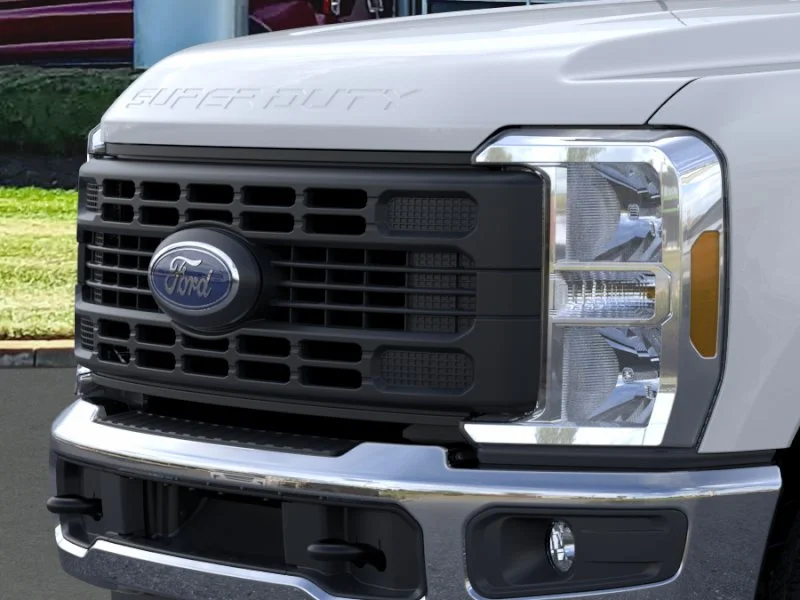 New 2026 Oxford White Ford XL image 17