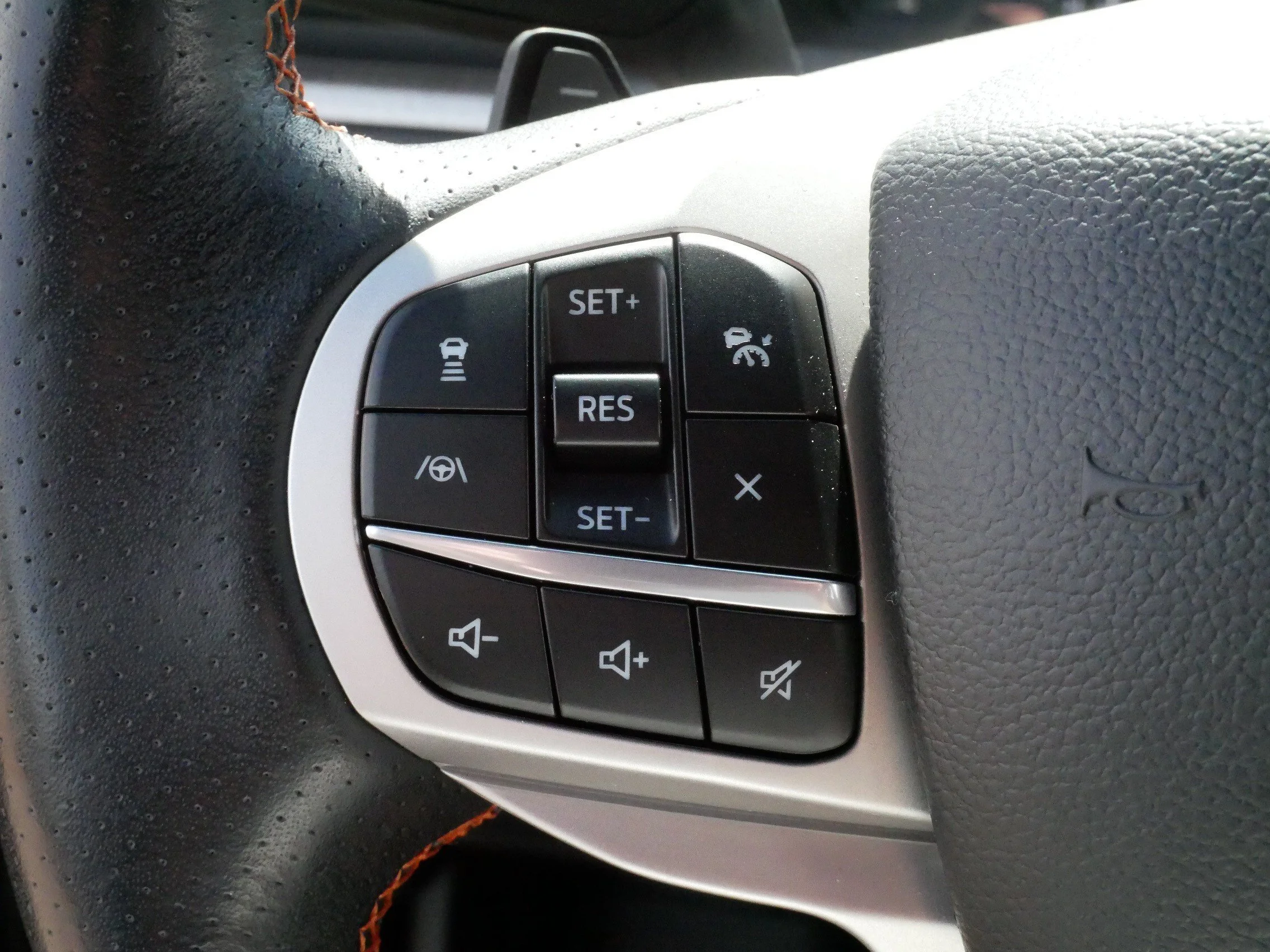 Used 2022 Gray Ford Timberline image 27