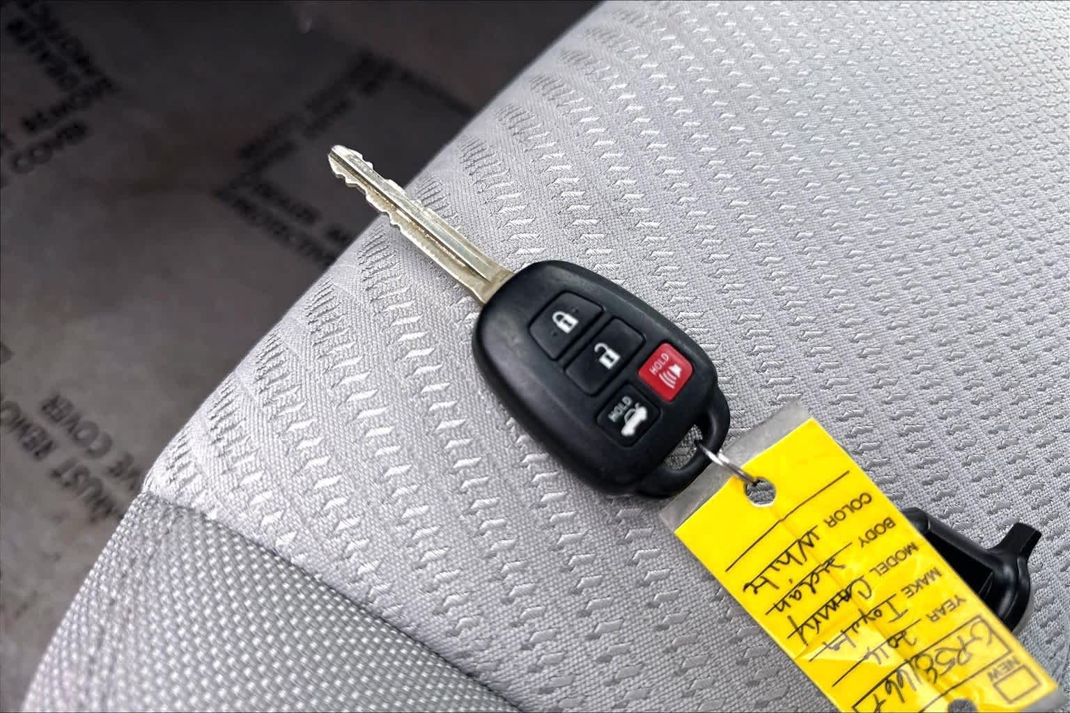 Used 2016 Super White Toyota LE image 15