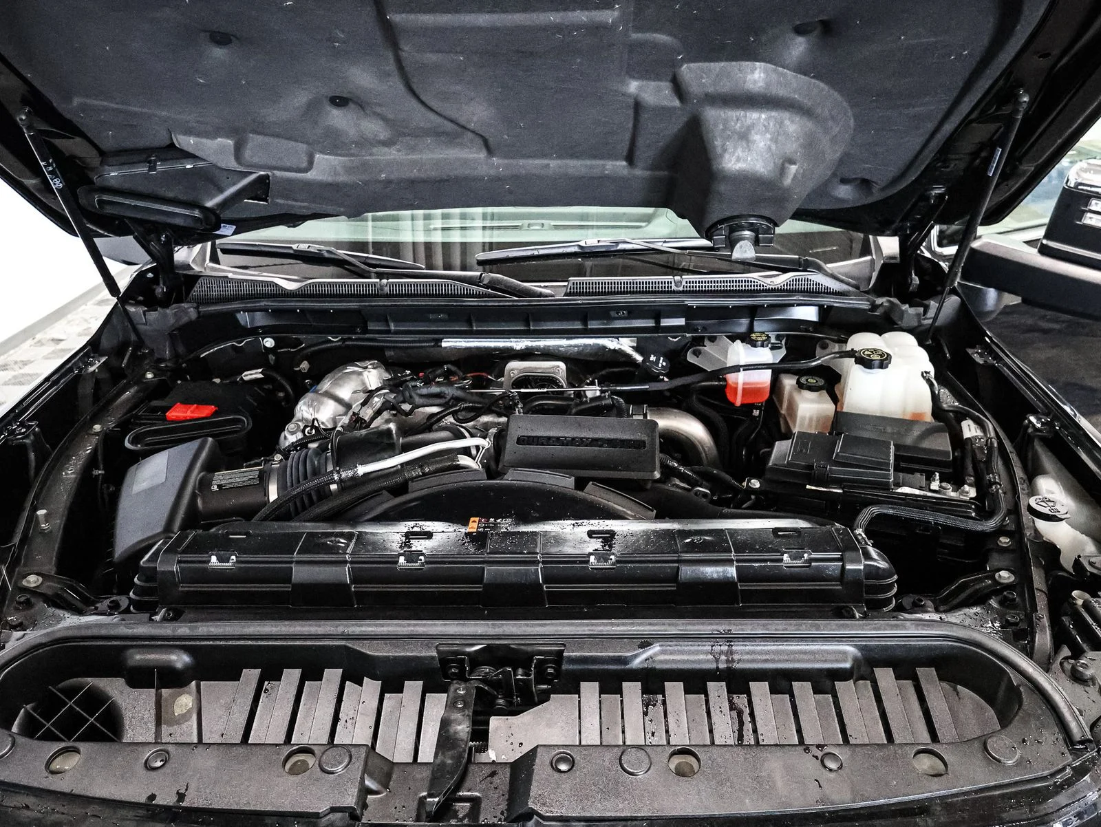 Certified Used 2024  GMC Denali Ultimate image 16