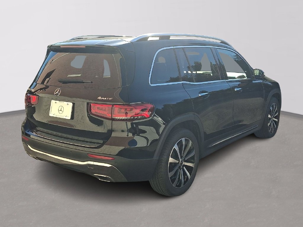 Certified Used 2023  Mercedes-Benz GLB 250 image 4