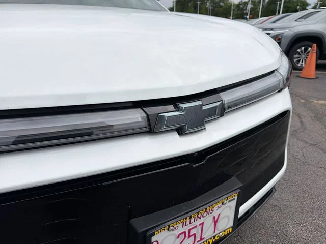 Used 2024 White Chevrolet RS image 28