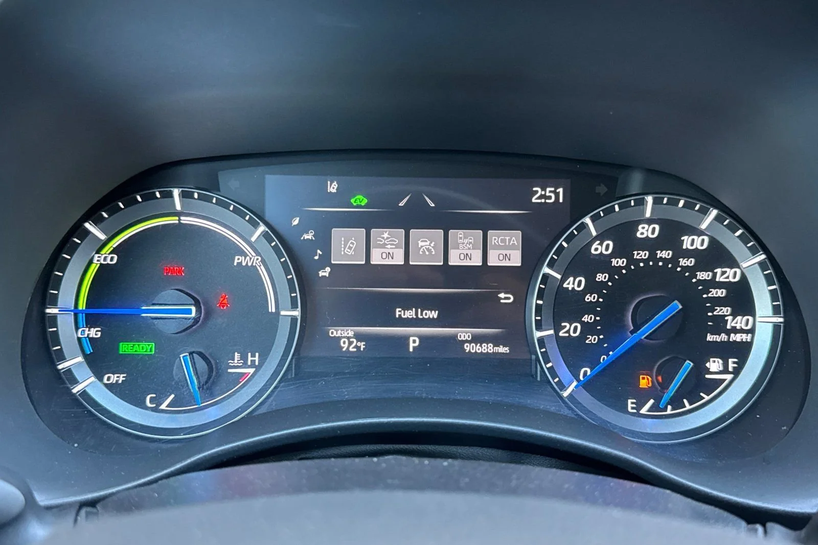 Used 2021 Celestial Silver Toyota Hybrid XLE image 30