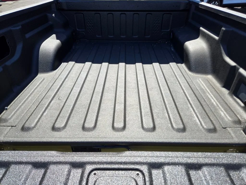 Used 2026 Green Jeep Mojave image 13
