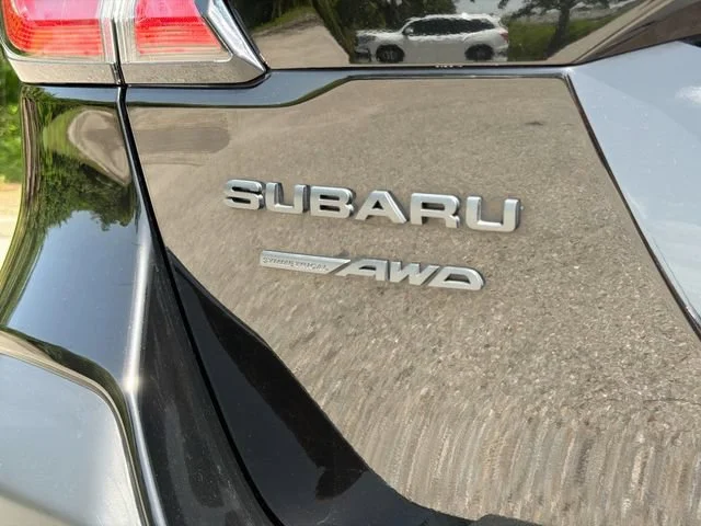 Used 2020 Crystal Black Silica Subaru Onyx Edition XT image 11