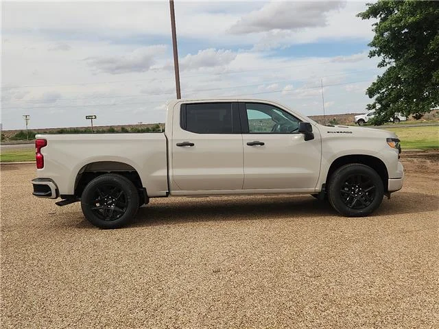 New 2026 G42 White Sands Chevrolet Custom 4x2 Crew Cab 5.75 ft. box 147.4 in. WB image 5