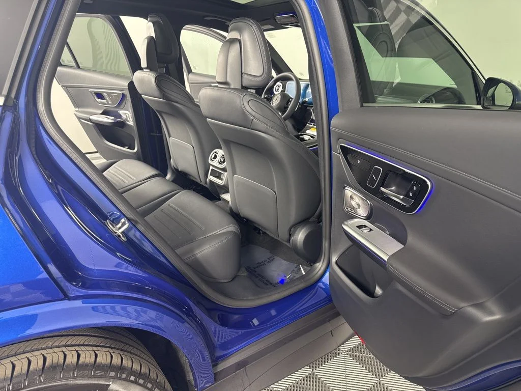 New 2026 Blue Mercedes-Benz GLC 300 image 17