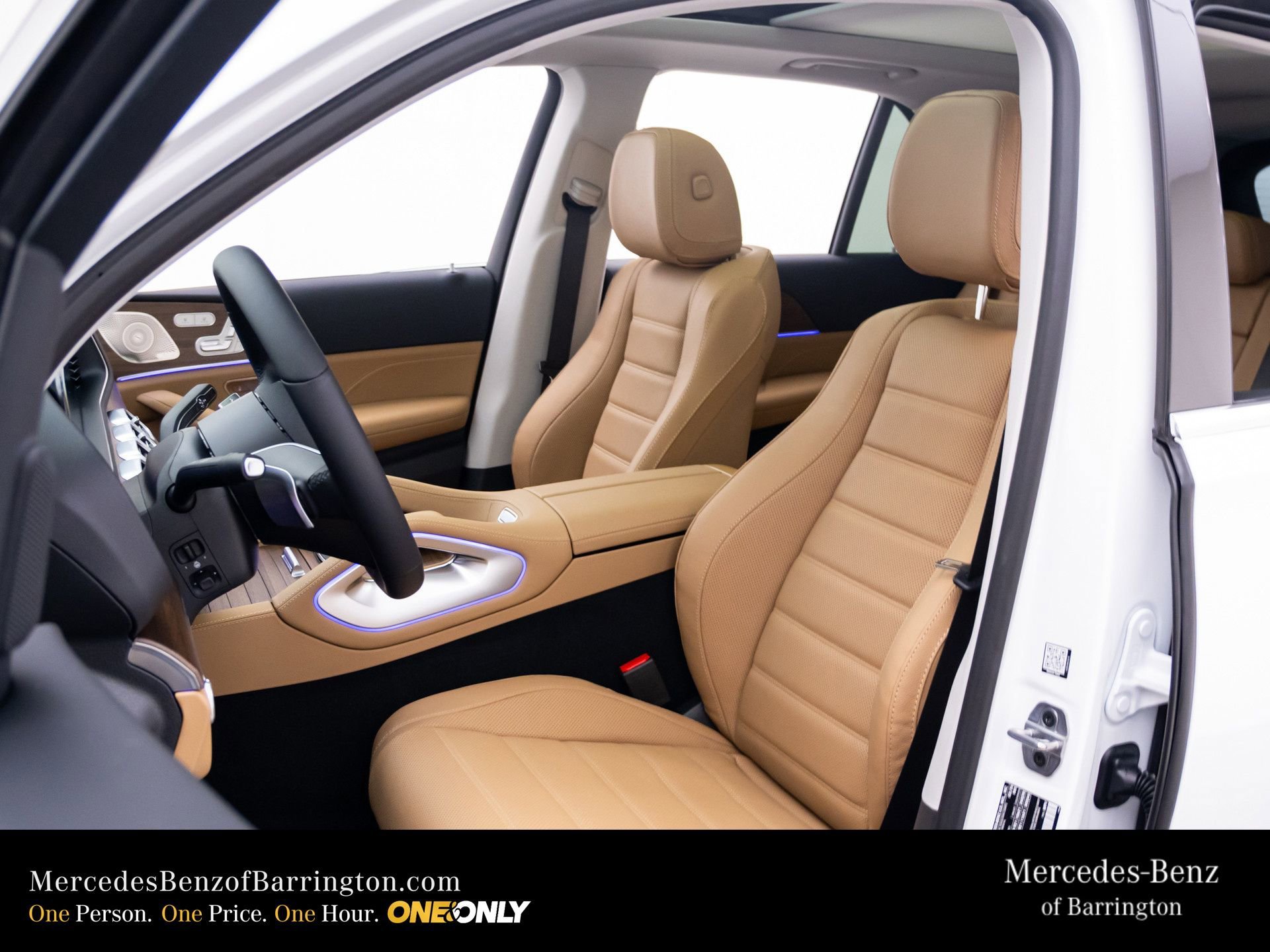 New 2026 MANUFAKTUR Moonlight White Metallic Mercedes-Benz GLE 350 image 62