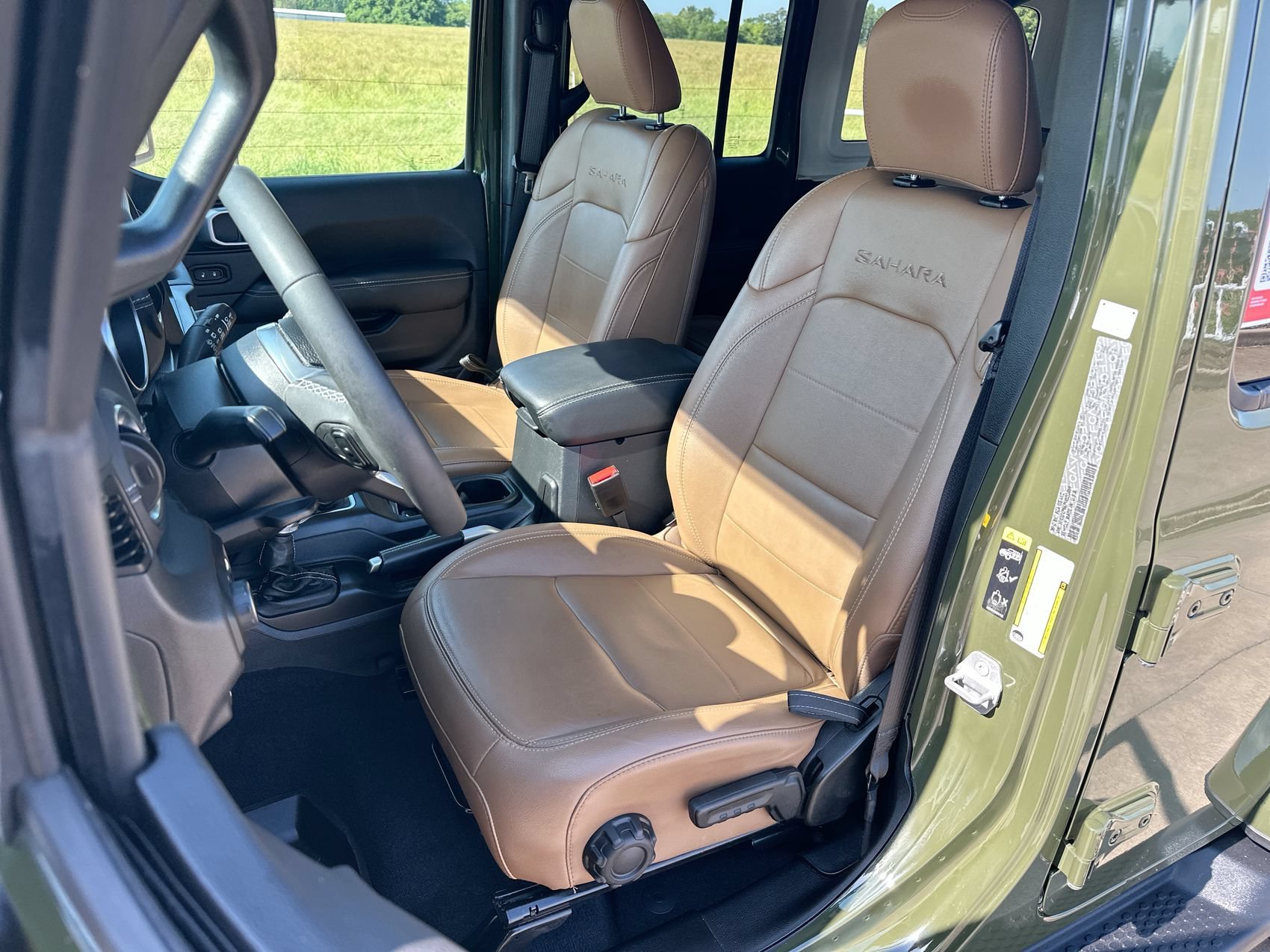 Used 2023 Sarge Green Clearcoat Jeep Sahara image 11