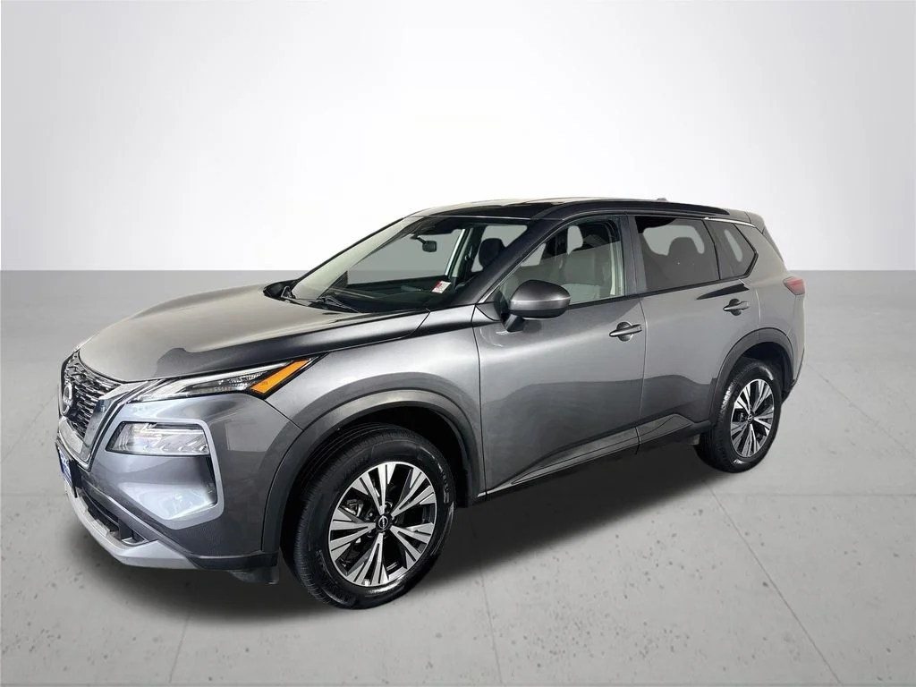 Used 2023 Gray Nissan SV image 2