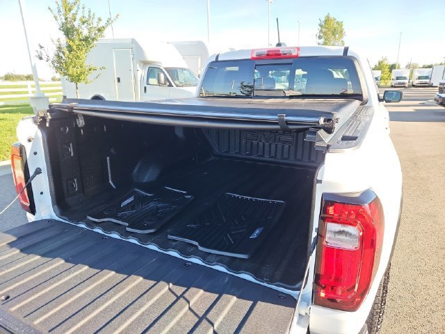 Used 2026 Summit White GMC Elevation image 34