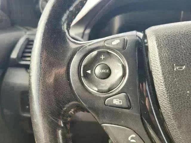 Used 2017 Crystal Black Pearl Honda Black Edition image 28