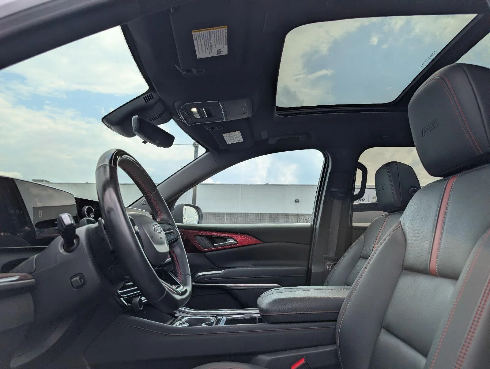 Used 2024 Iridescent Pearl Tricoat Chevrolet RS image 8