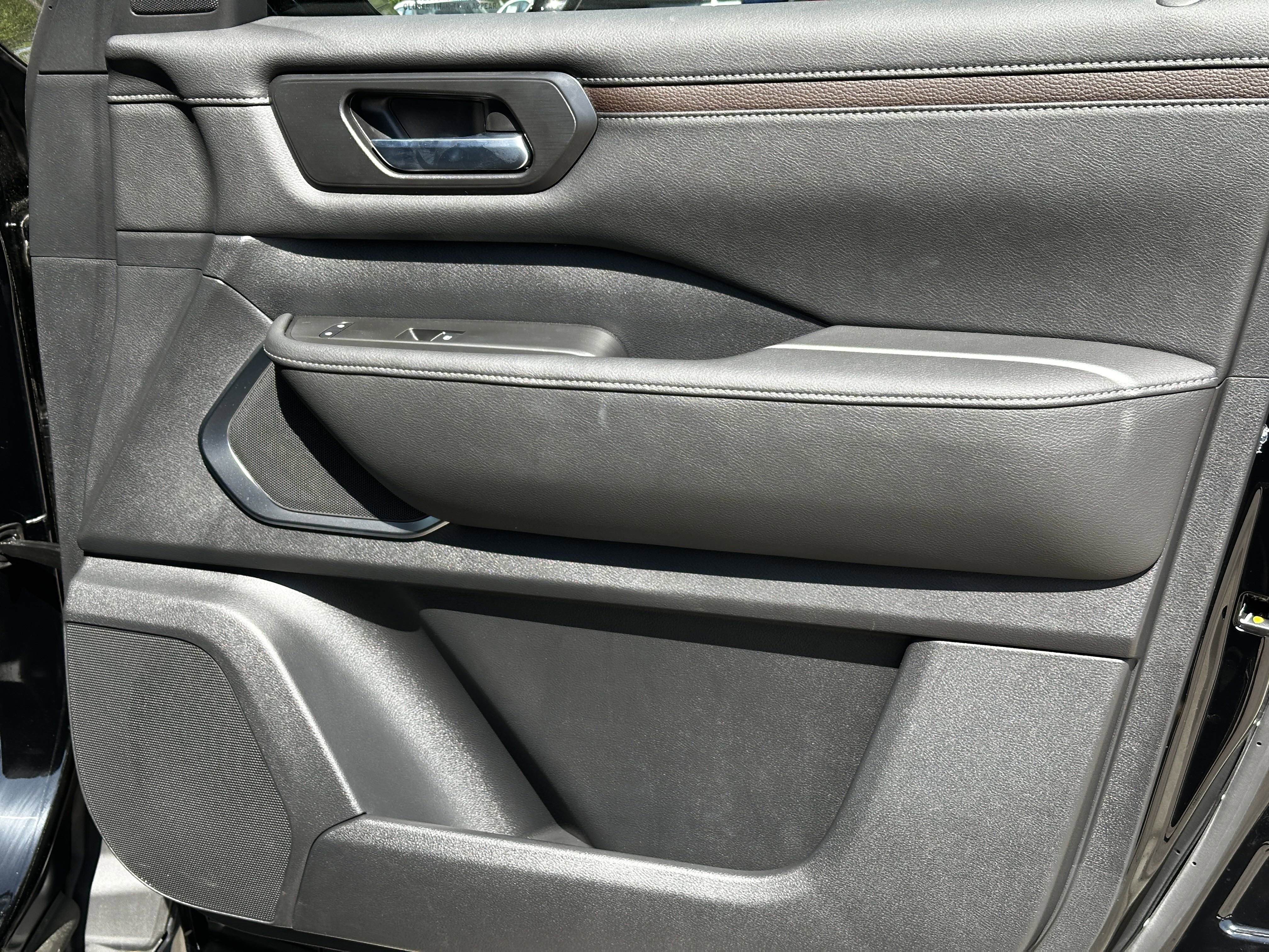 2025 Nissan Armada Platinum Reserve - Photo 15