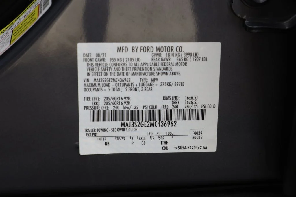 Used 2021 Smoke Metallic Ford SE image 26