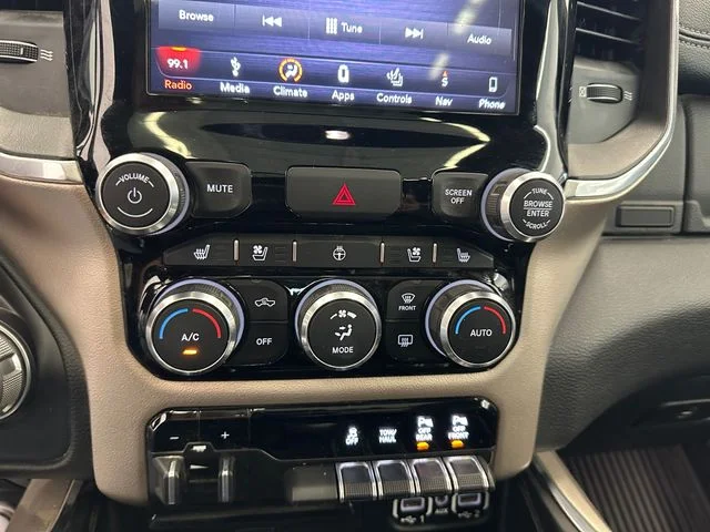 Used 2019 Red Ram Laramie image 19