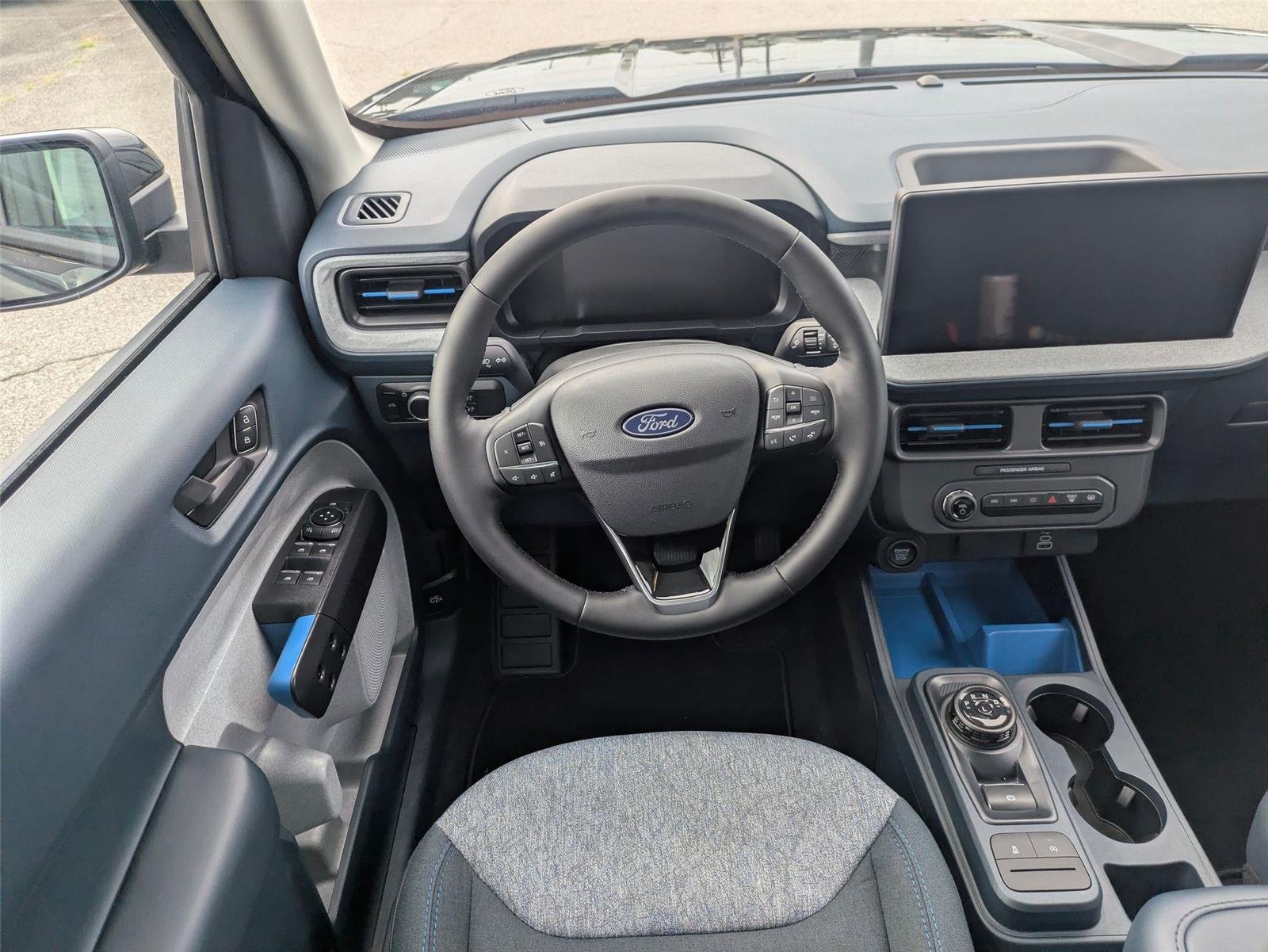 New 2026 Shadow Black Ford XLT image 27