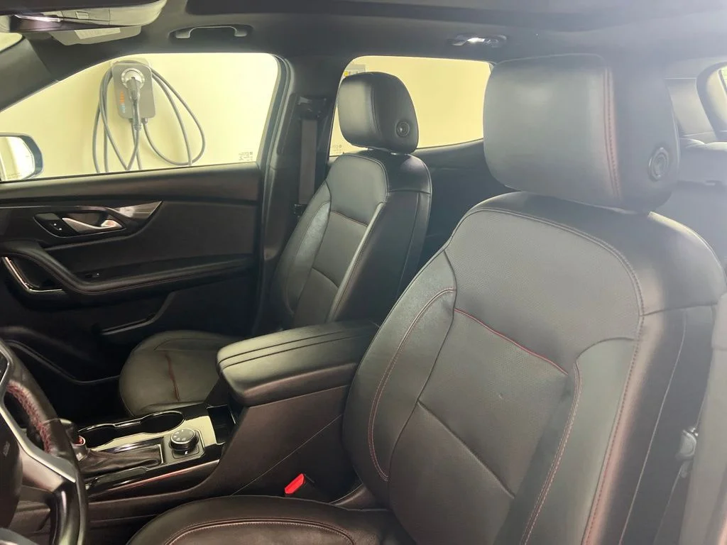 Used 2020 Black Chevrolet RS image 10