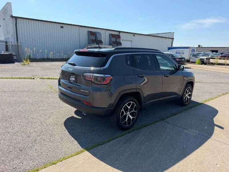 Used 2024 Gray Jeep Limited image 3