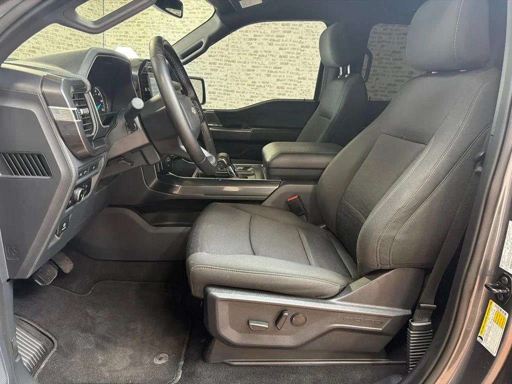 Used 2023 Gray Ford XLT image 24