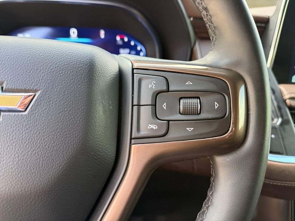 Used 2024 Beige Chevrolet High Country image 25