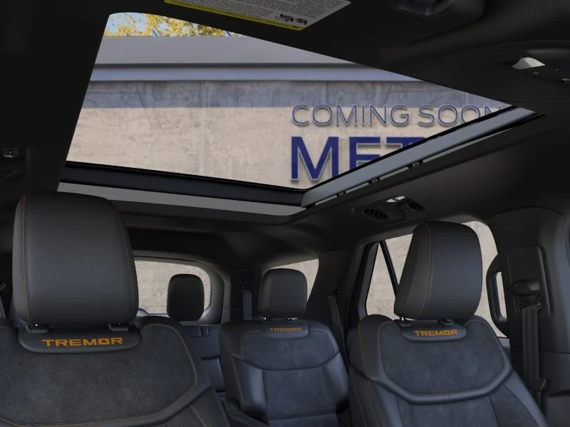 New 2026 Star White Metallic Tri-Coat Ford Tremor® image 22