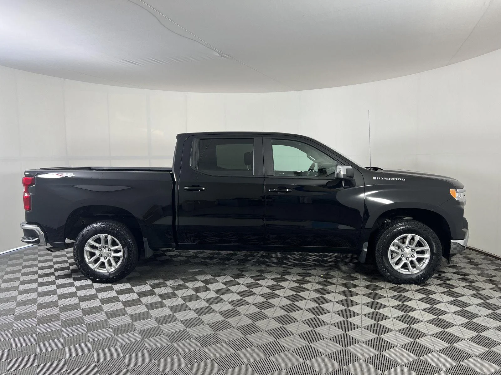 Used 2023 Black Chevrolet LT image 24
