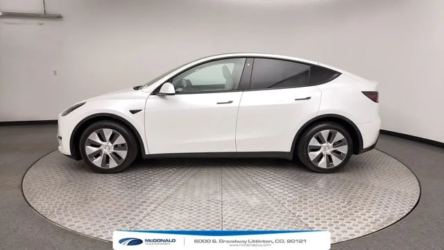 Used 2020 White Tesla Long Range image 5