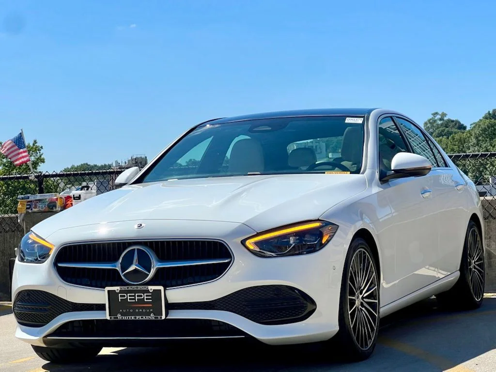 Certified Used 2026  Mercedes-Benz C 300 image 3