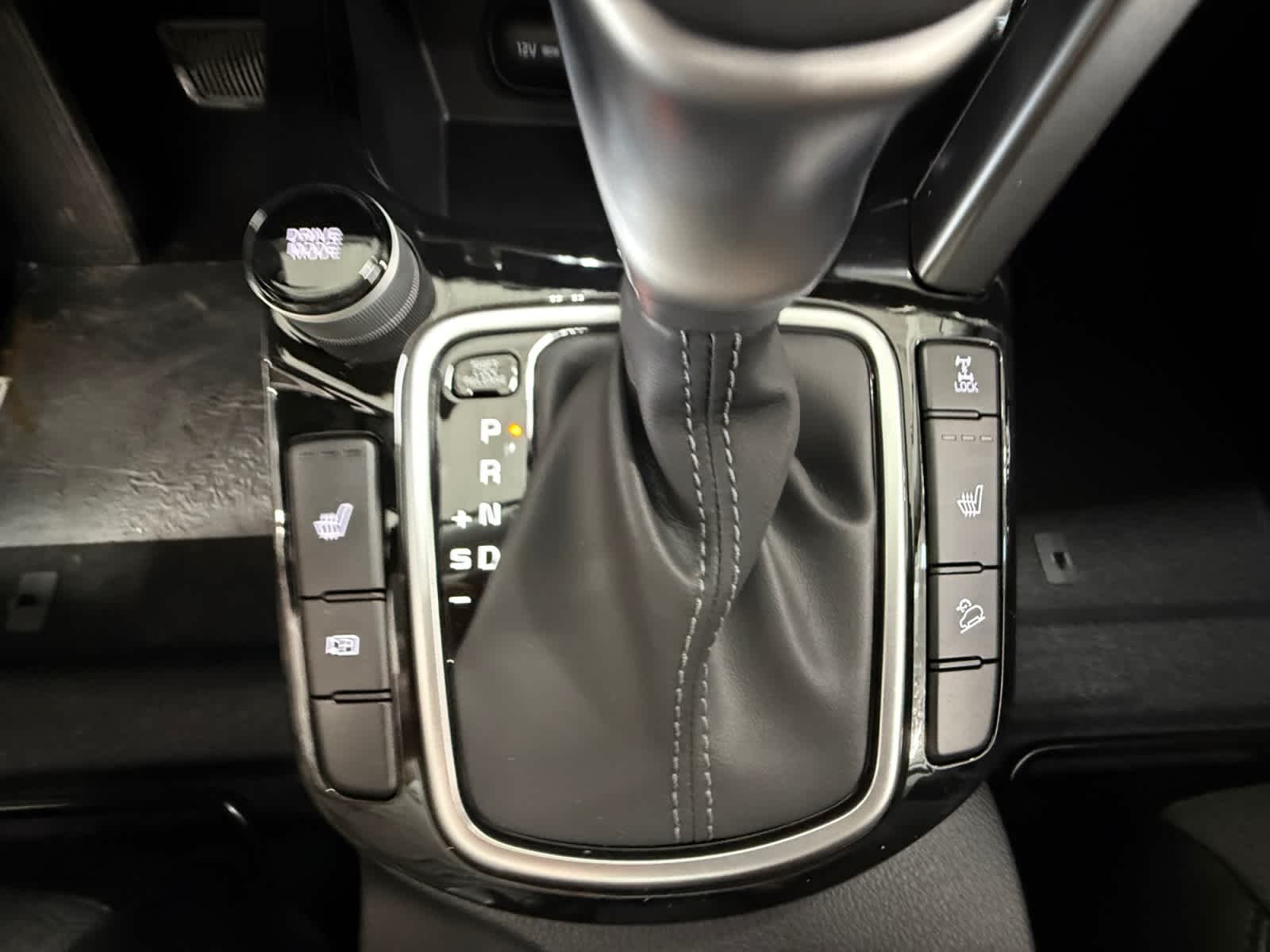 New 2026 Clear White/Black Roof Kia S image 19